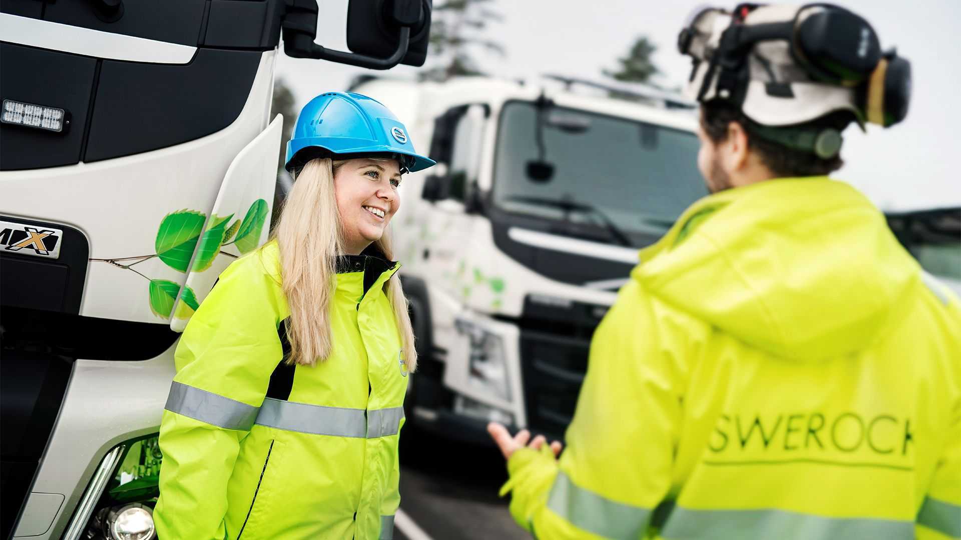 https://cdn.motor1.com/images/mgl/vROOq/s6/volvo-trucks-elettrificazione-gamma-pesante.jpg