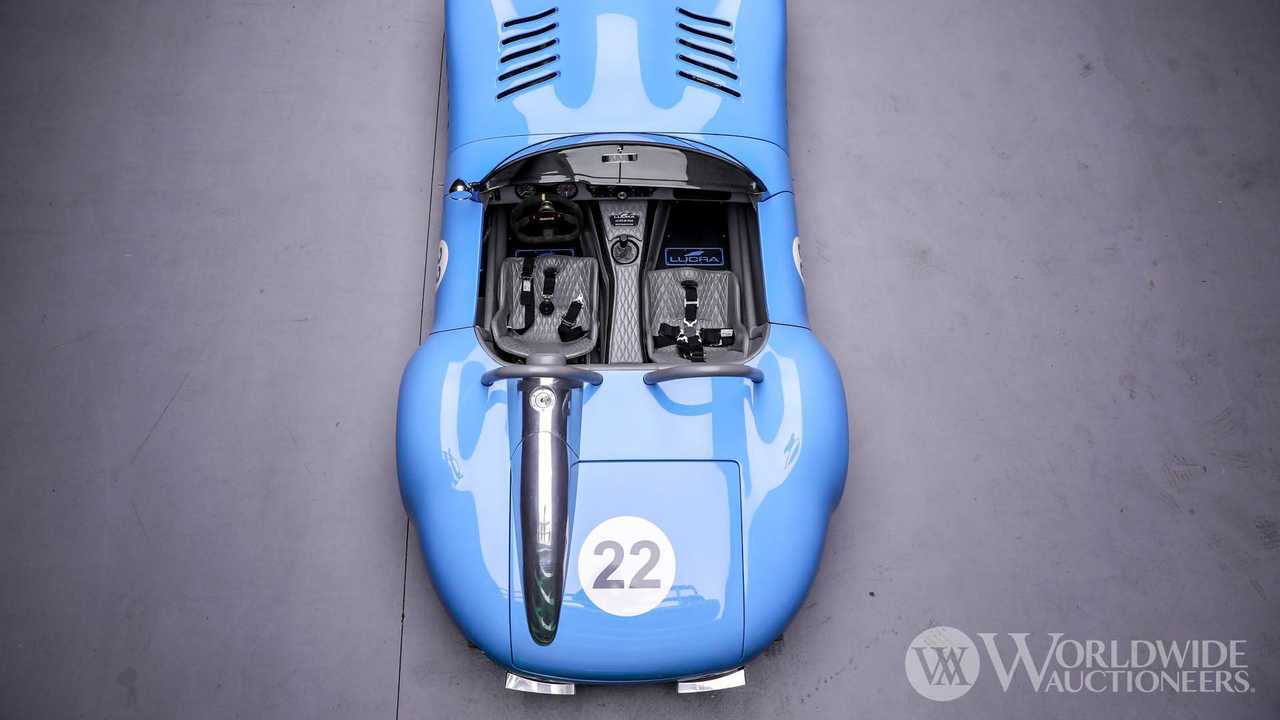 Lucra LC470 Roadster