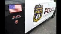 Police, please!