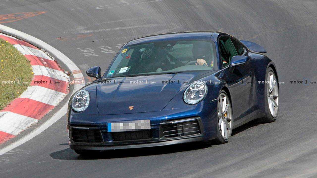 Porsche 911 Nürburgring spy photo