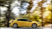 Nuova Opel Astra GTC