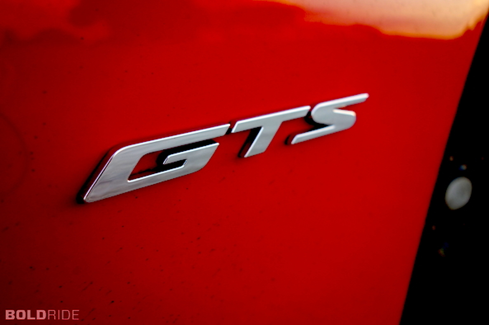 2014 SRT Viper GTS Review: A Supercar That Defies Commonality