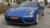 2017 Porsche Panamera spy photo