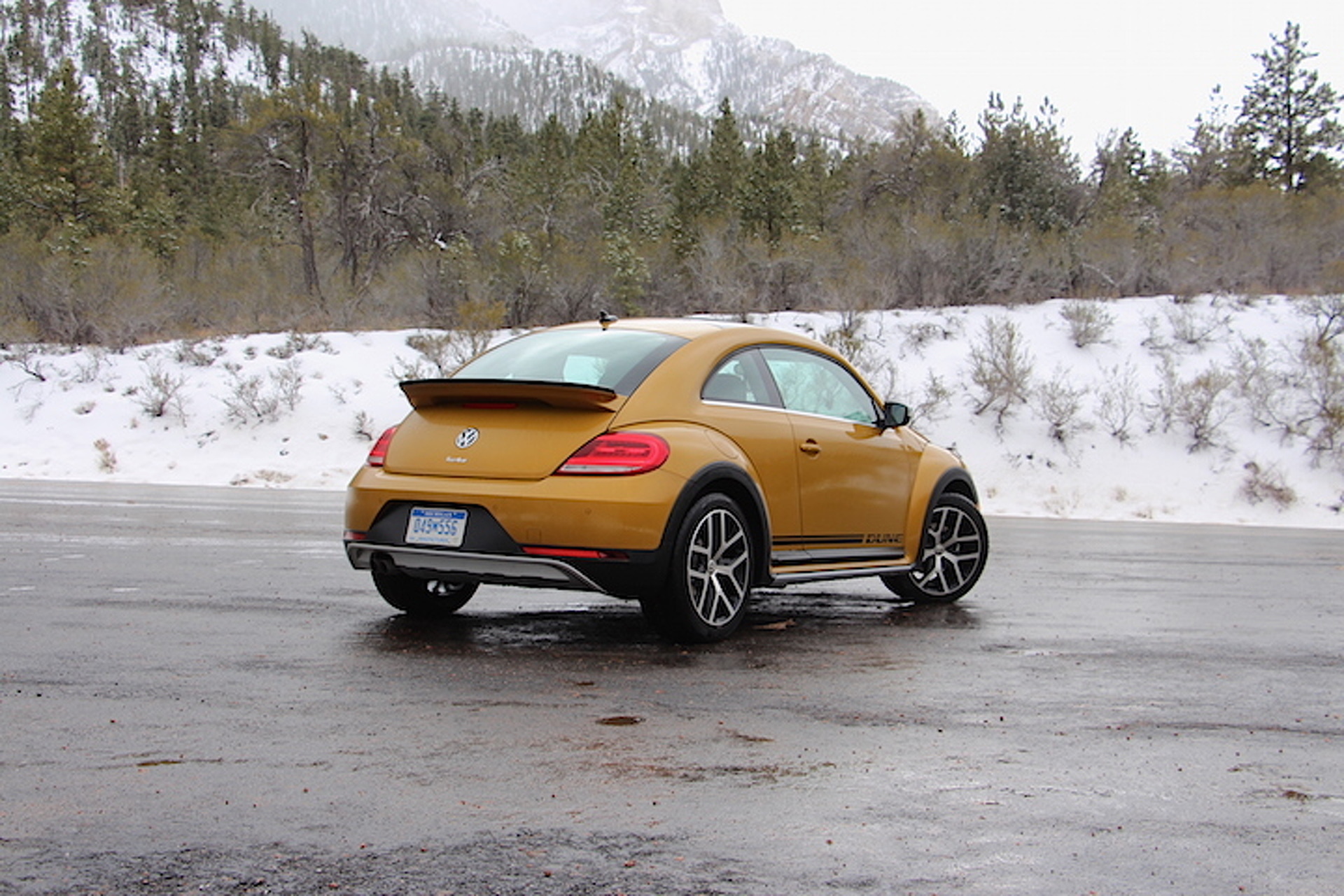 2016 Volkswagen Beetle Dune Deserves At Least a Little Respect: First Drive