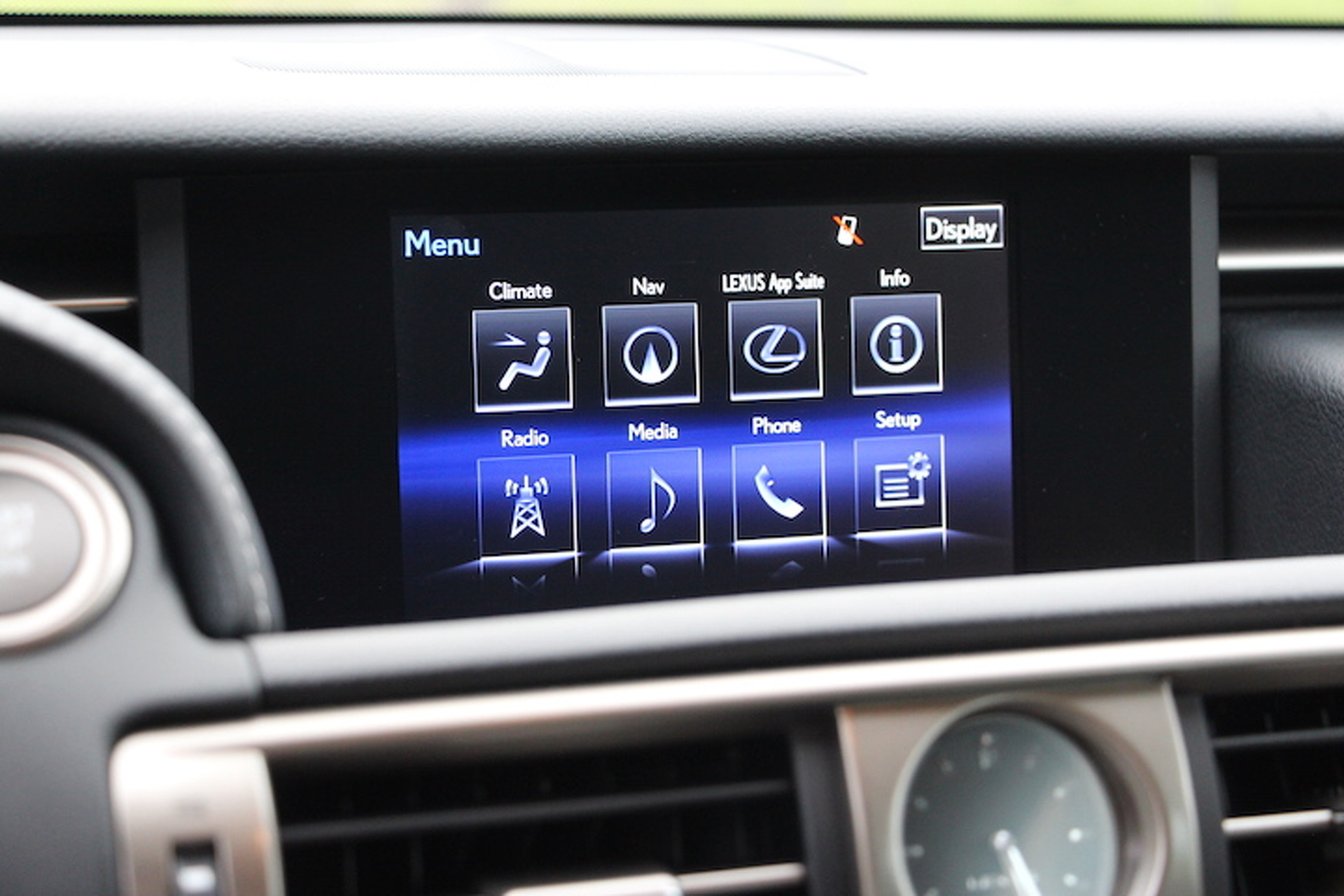 The 2016 Lexus IS 200T is Refined, Refreshed, and Really Good