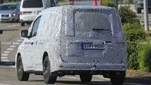 Mercedes Citan (2021) auf neuen Erlkönigbildern