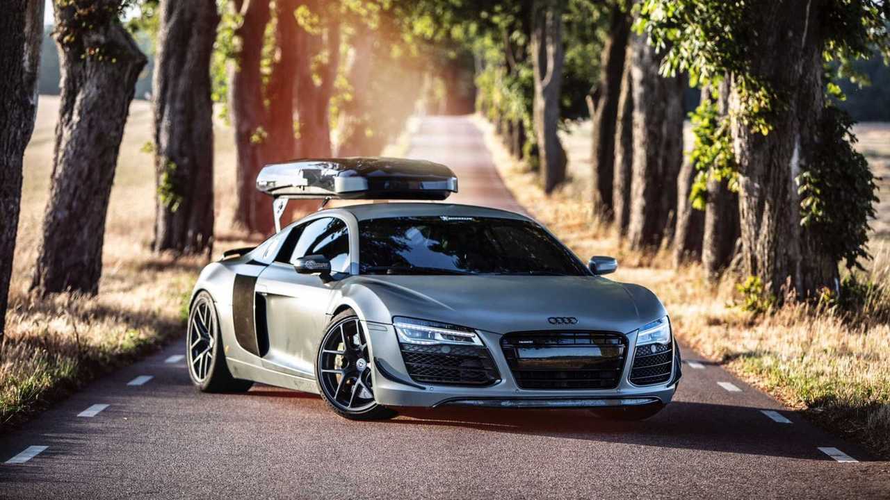 Il giro del mondo in Audi R8 manuale