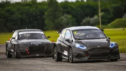 Электрокар разгромил бензиновые машины в дебюте в ралли-кроссе Ford Fiesta ElectRX