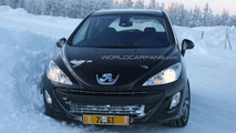 Peugeot 308 Sport mule spy photo