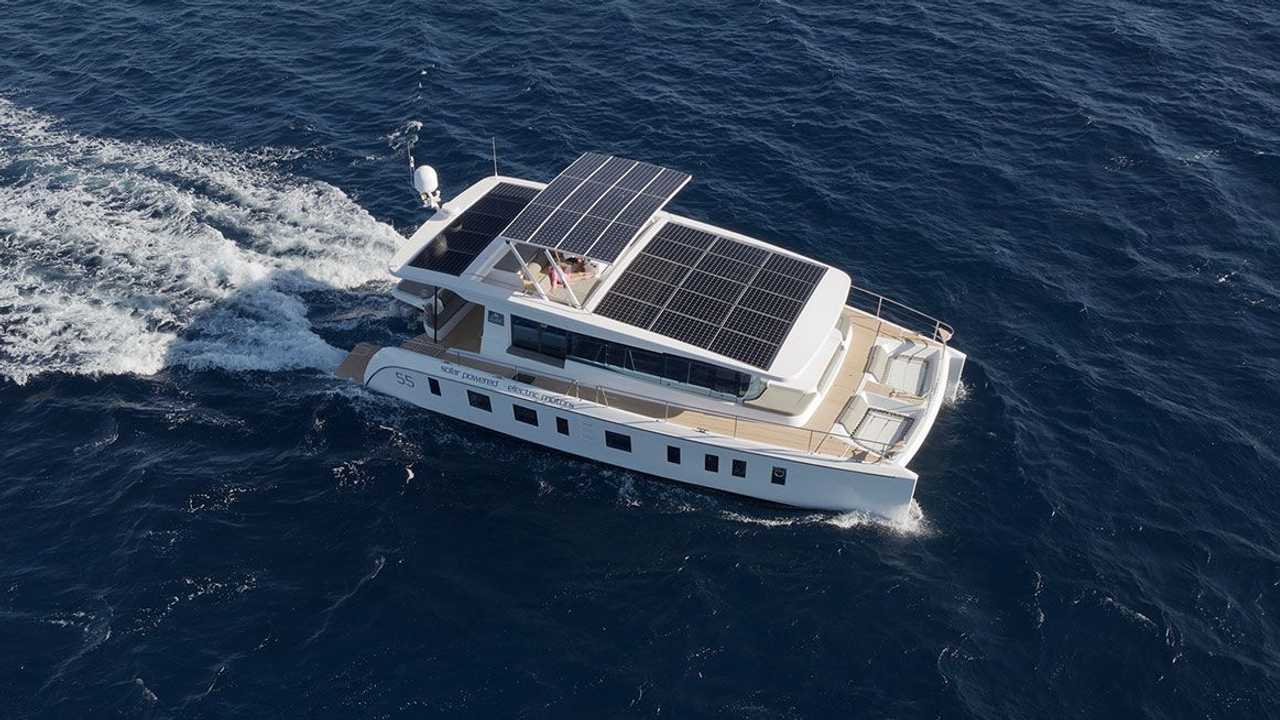 Silent-Yachts SILENT 55 Solar-Electric Catamaran