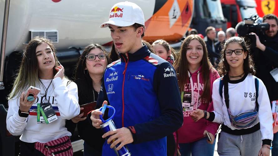 Pierre Gasly, Scuderia Toro Rosso con fans
