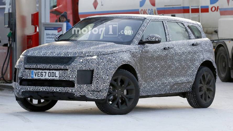 2019 Land Rover Range Rover Evoque spy photo