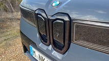 BMW iX3 50 xDrive (2026): detalhes do exterior