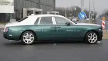 Rolls-Royce Phantom facelift spy photo