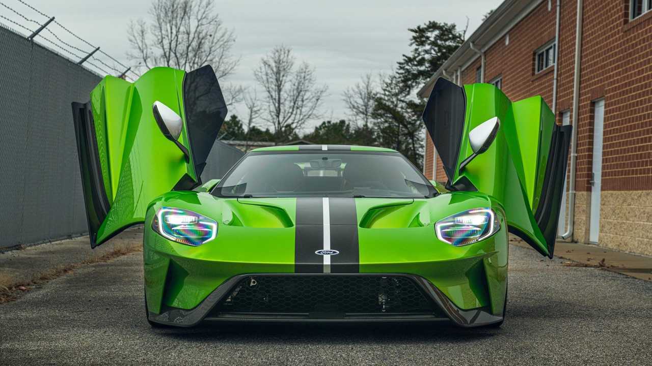 Ford GT, l'unico esemplare Snake Skin Green all'asta