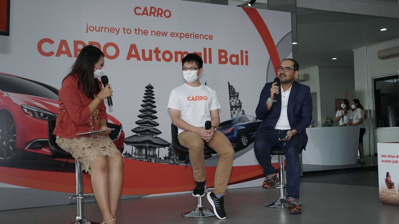 Suasana pembukaan Carro Automall di Bali.