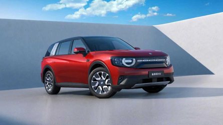 young chinese startup debuts firstmodel