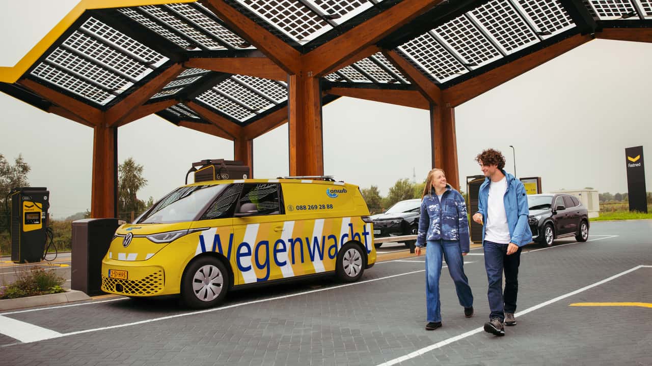 Fastned fa il pieno di milioni e promette di cambiare la ricarica in Italia