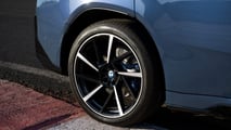 BMW iX30 50 xDrive M Sport na pista
