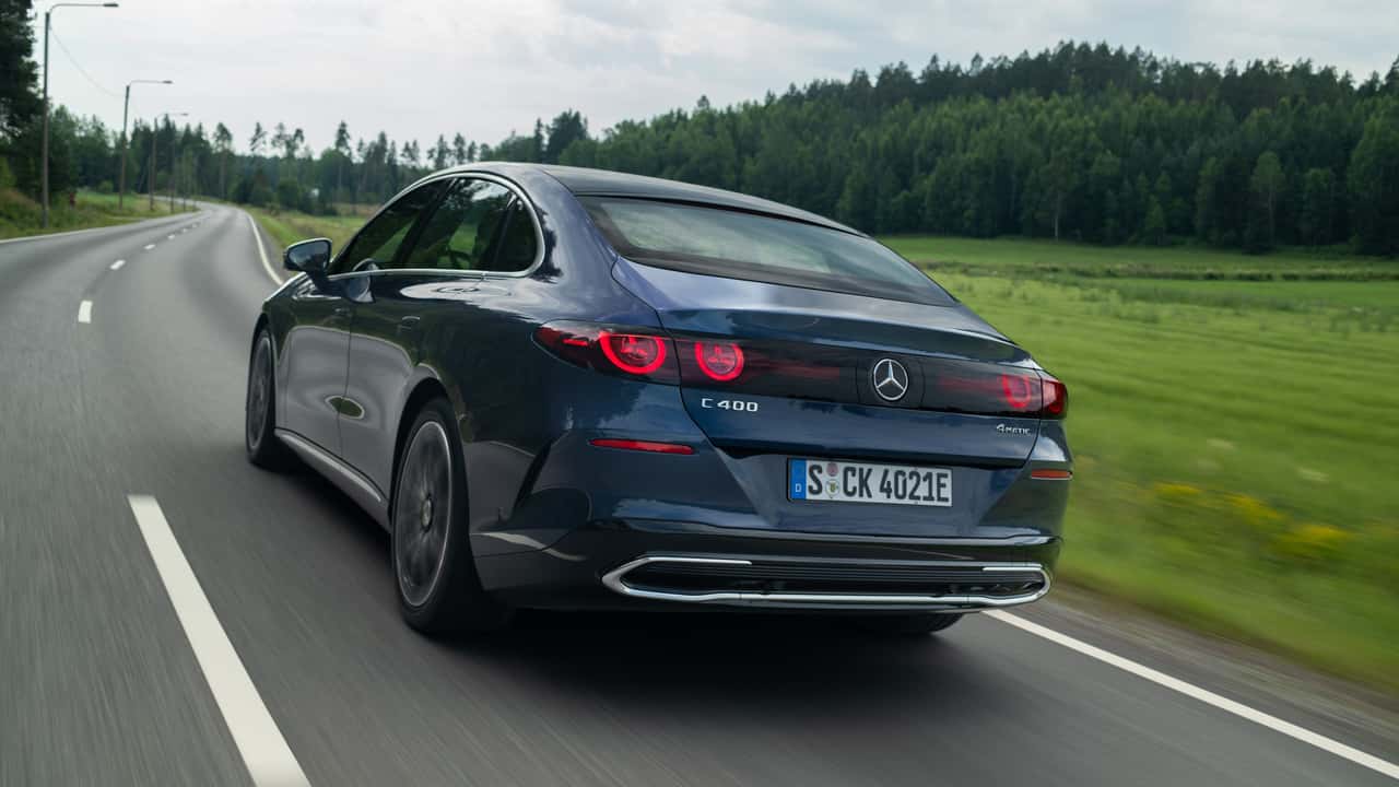 Mercedes-Benz C 400 4MATIC 2026