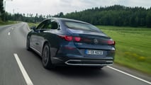 Mercedes Classe C EQ (2026), la prova di Motor1.com