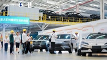 Nella fabbrica di auto BYD in Cina