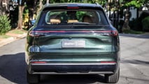 Geely EX5 EM-i Ultra 2026 (Motor1)