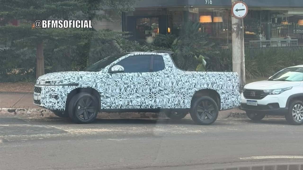 Flagra confirma: nova VW Tukan cabine simples vai peitar a Fiat Strada