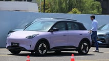 Geely EX2, la prova in Cina