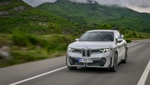 Yeni BMW iX3 Türkiye'de!