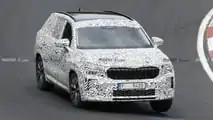 Skoda Kodiaq (2024) auf dem Nürburgring erwischt