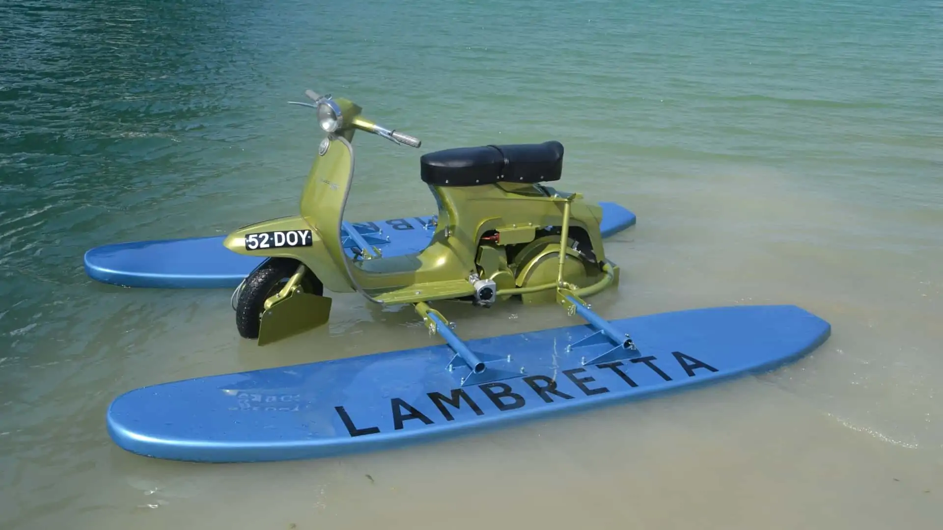 lambretta-amphi-scooter---left