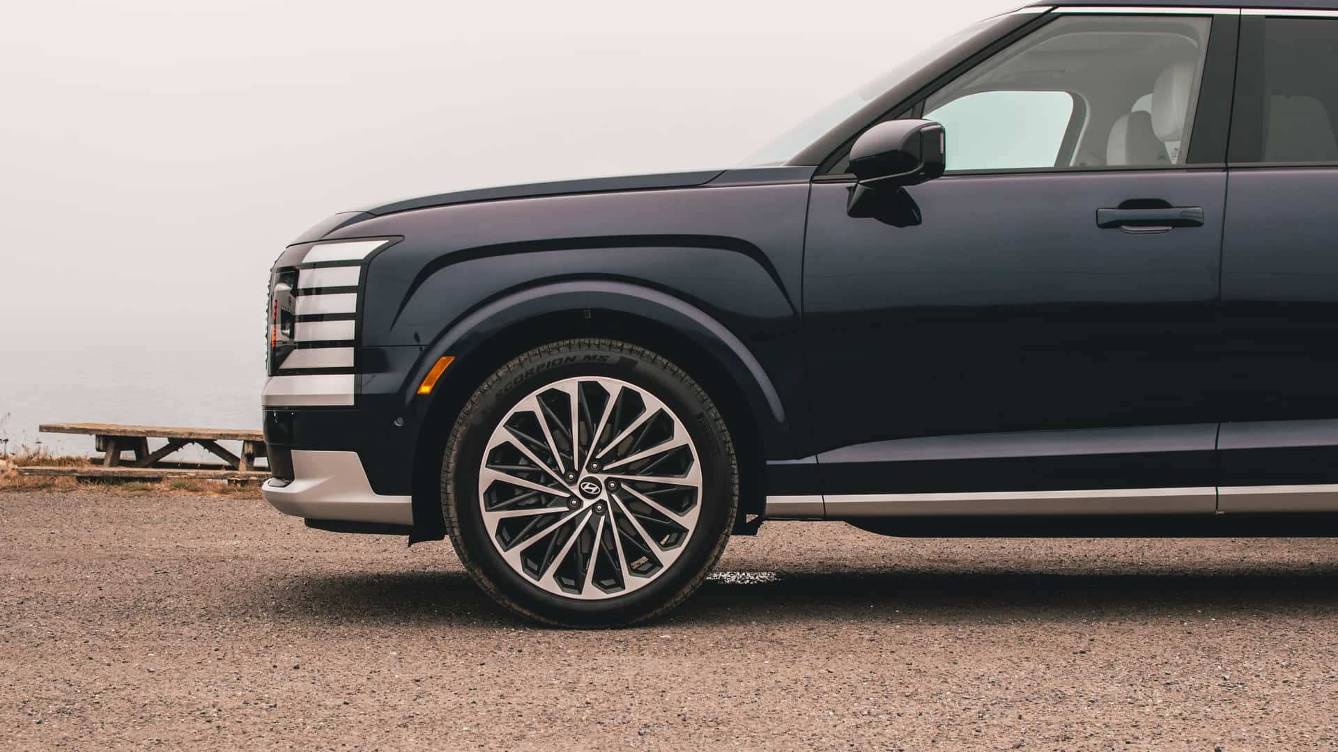 https://cdn.motor1.com/images/mgl/vxY1Vq/s1/2026-hyundai-palisade-review.jpg