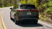 2026 Volkswagen Tiguan SEL R-Line esterno 2