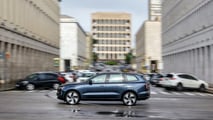 Volvo XC90 vs EX90 (2025): ibrido plug-in vs elettrico
