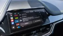 Apple Car Play Ultra su Aston Martin DBX