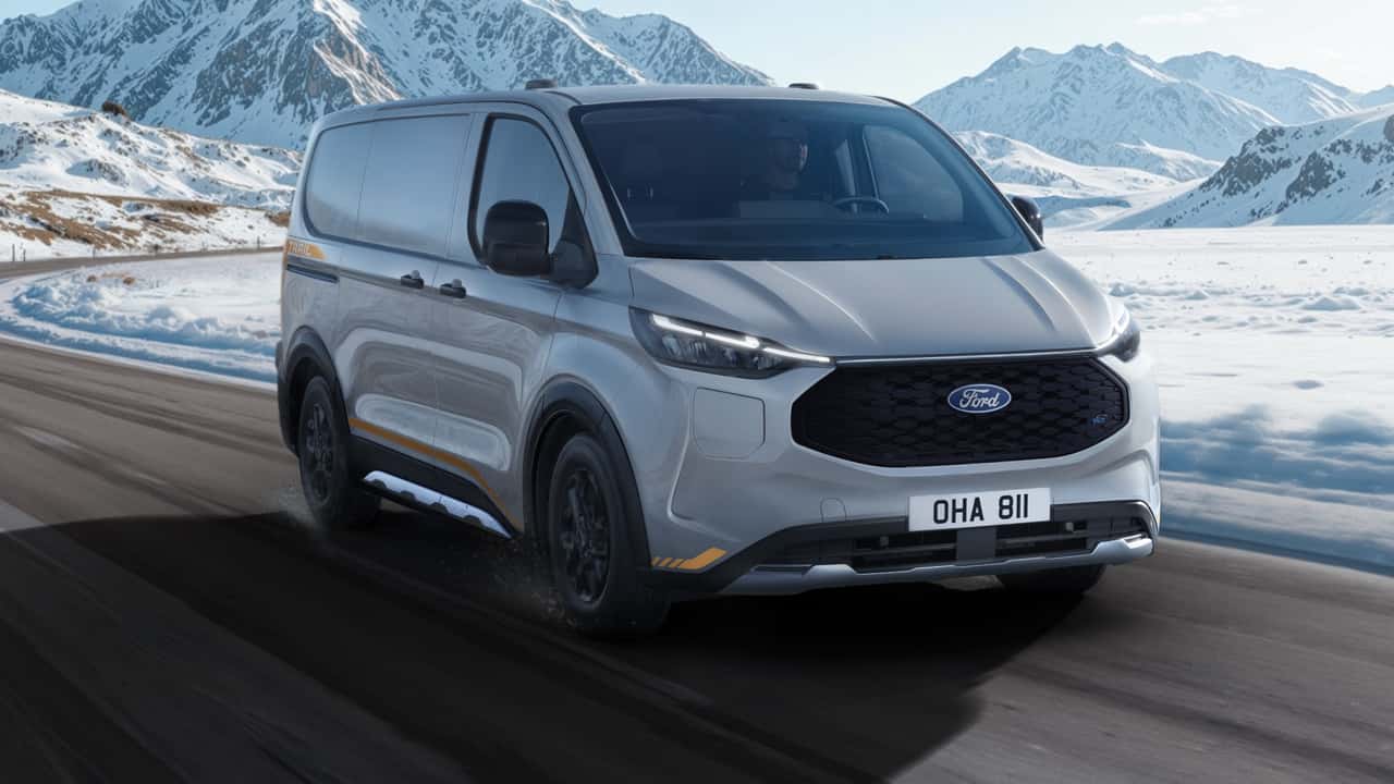 Ford E-Transit Custom diventa a trazione integrale