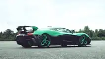 I nuovi record mondiali di velocità della Rimac Nevera R