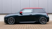 Mini Cooper SE mit H&R-Tieferlegungsfedern