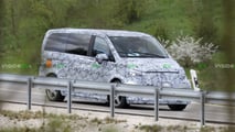 Mercedes V-Klasse mit EQ-Technologie auf Basis von Van.EA als Erlkönig