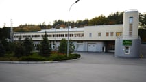 Museo del automóvil bombardeado en Ucrania