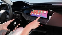 Peugeot E-308 Style (2025): Cockpit mit drahtlosem Apple CarPlay