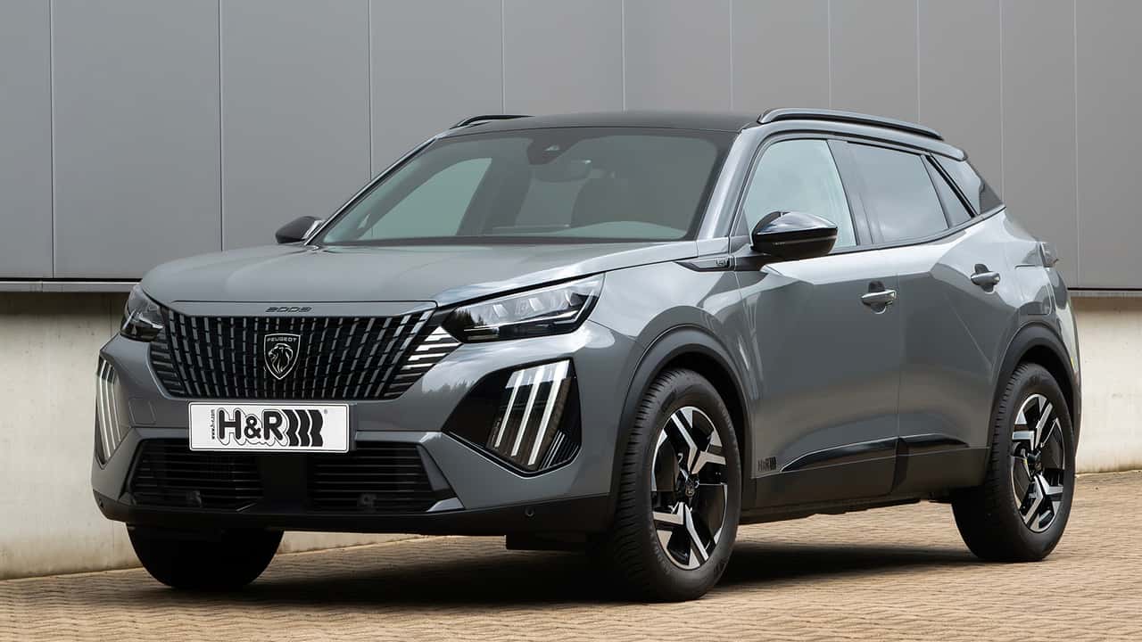 Peugeot 2008 mit H&R-Tieferlegungsfedern