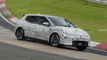 Kia EV4 mit Steilheck als Erlkönig