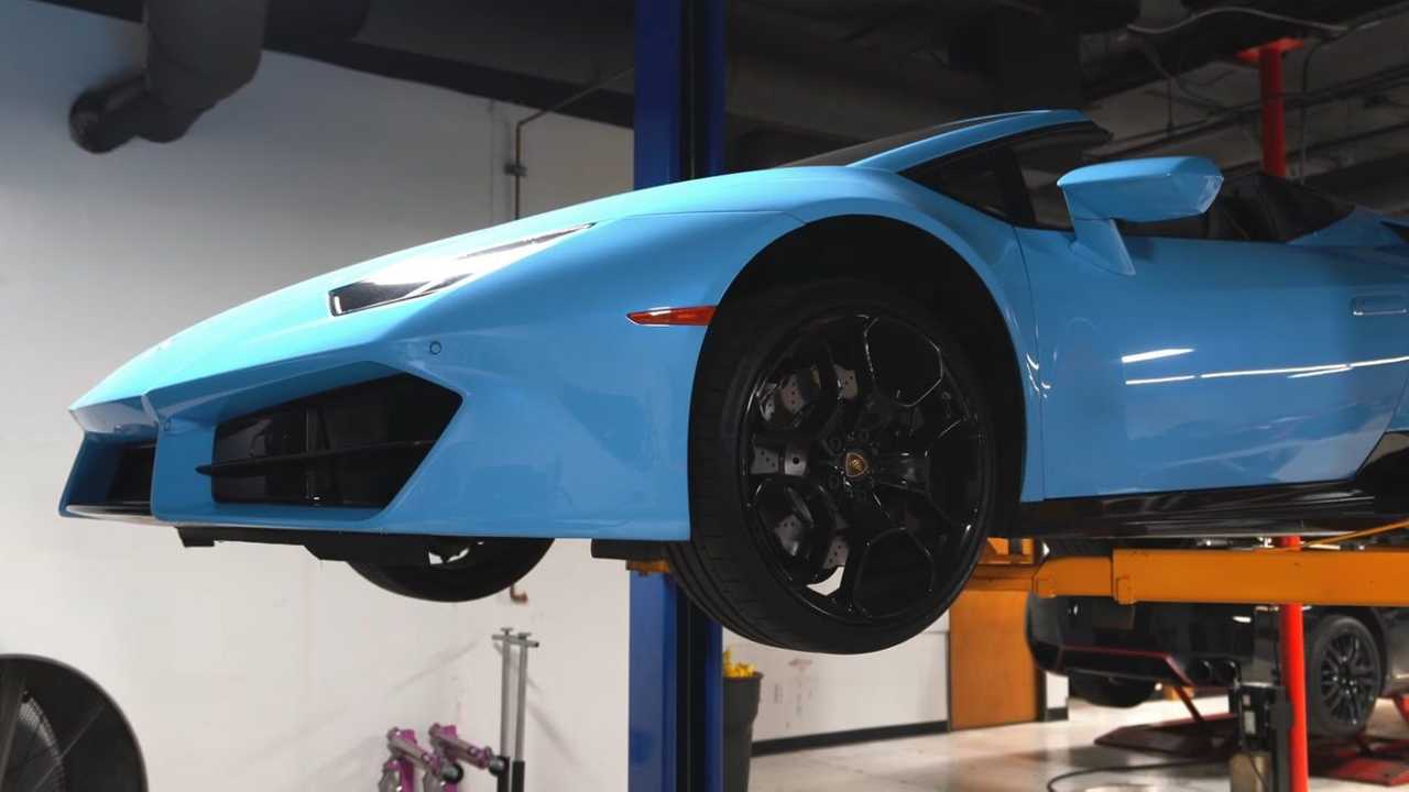 How to Change a Huracan's Oil