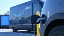 Ricarica di veicoli elettrici per consegne Amazon