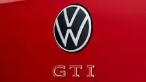 فولكس واجن جولف GTI (2024)