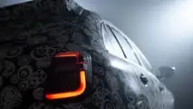 Abarth 600e (2024) auf ersten Teaser-Fotos