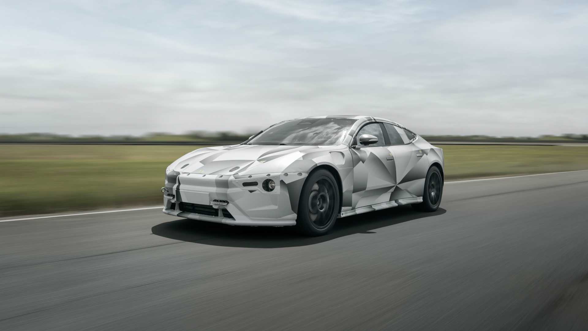 Прототип Polestar 5 продемонстрирует свою динамику в конце июня