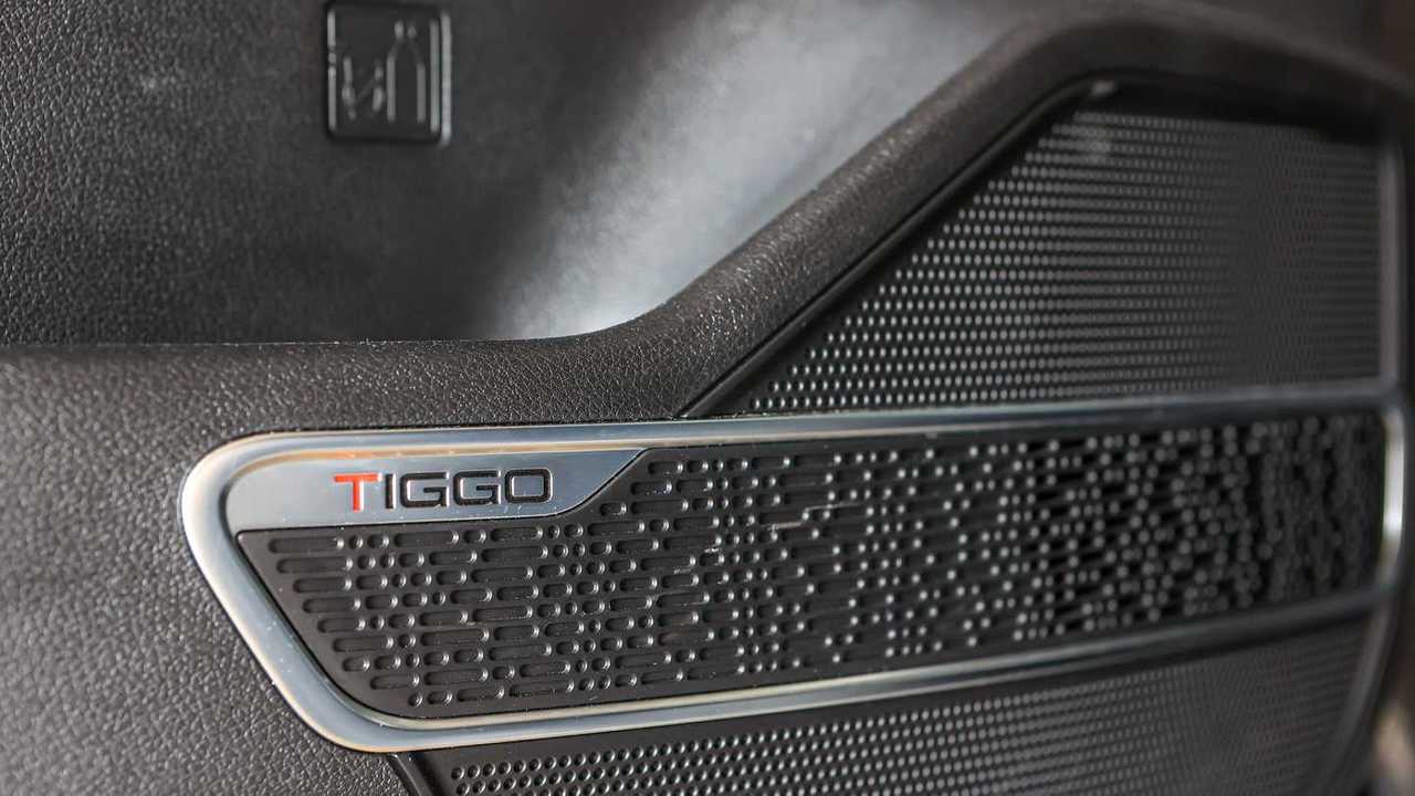 Detalhe na porta do Caoa Chery Tiggo 5x PRO 2022